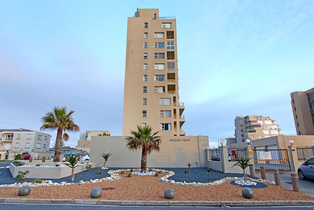 Ocean View C602 By Hostagents Apartment Bloubergstrand Bagian luar foto